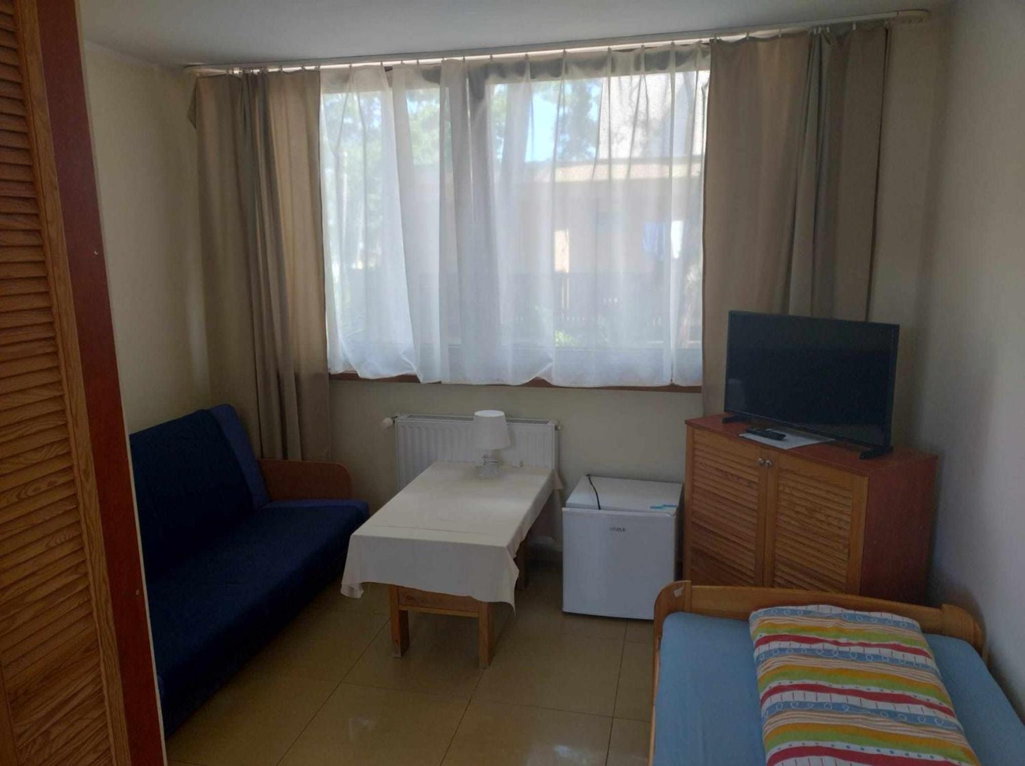 Hotel Osrodek Wypoczynkowy W Sosnowym Lesie Międzywodzie Exteriér fotografie